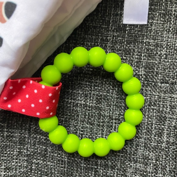 Cloth Christmas Crinkle Baby Book - Picture 5 of 5